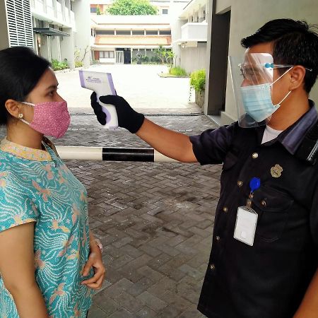 Hotel Quirin Semarang Eksteriør bilde