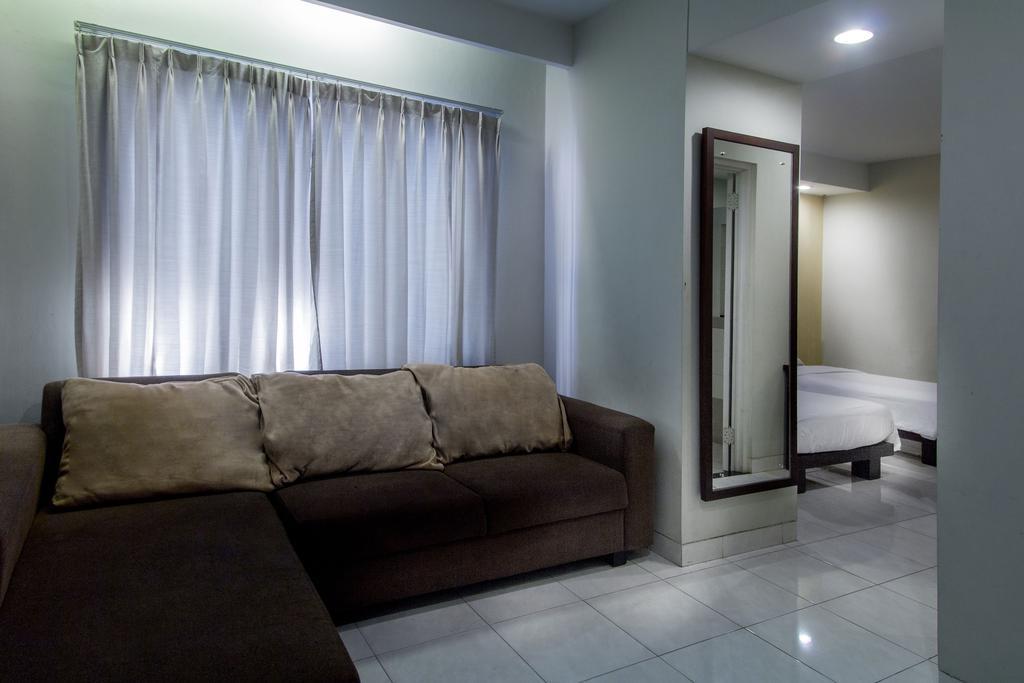 Hotel Quirin Semarang Rom bilde