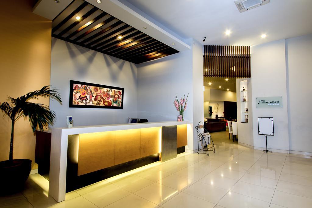 Hotel Quirin Semarang Eksteriør bilde